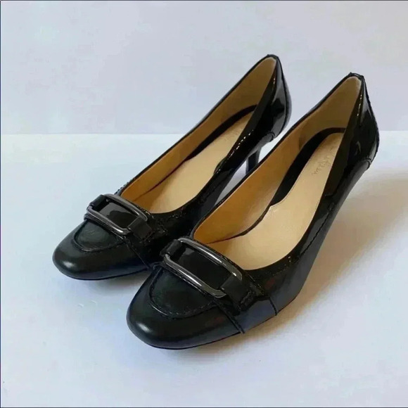 Cole Haan Leather Buckle Black Kitten Heels Old Money Officewear Size 9 1/2B - Picture 2 of 7